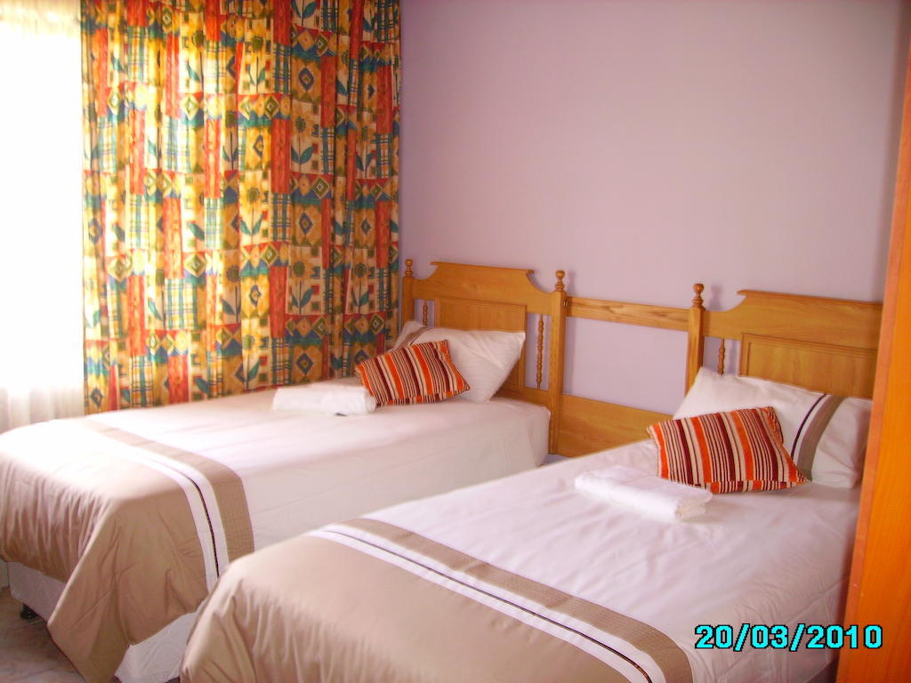 Ekhaya Lodge Pietermaritzburg Room photo