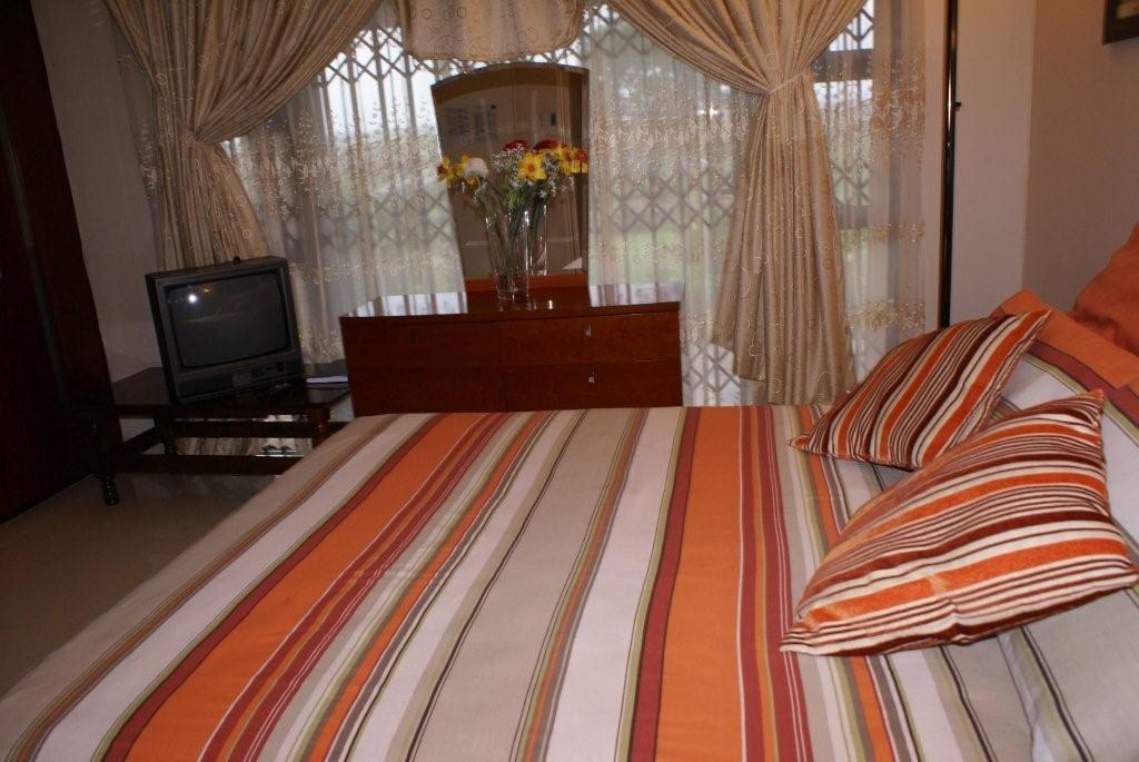 Ekhaya Lodge Pietermaritzburg Room photo